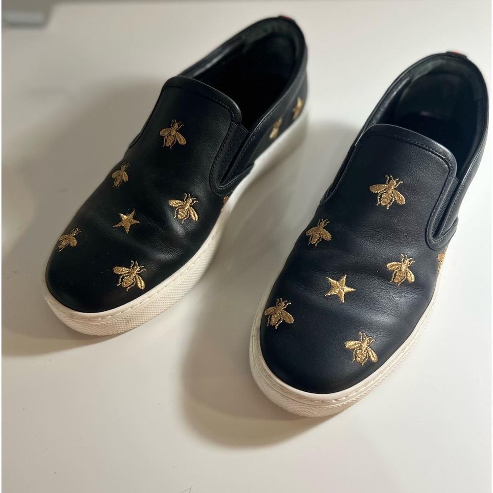 Mens authentic Gucci slip ons